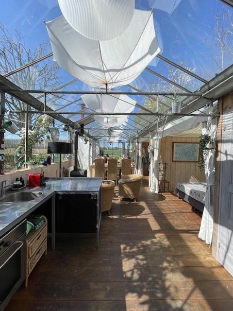 Vrijstaande Accommodatie Glamping De Kas Inn Hank Екстер'єр фото